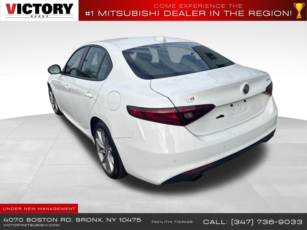 2022 Alfa Romeo Giulia SPRINT photo 5