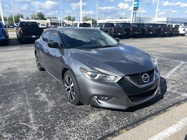2018 Nissan Maxima S photo 2