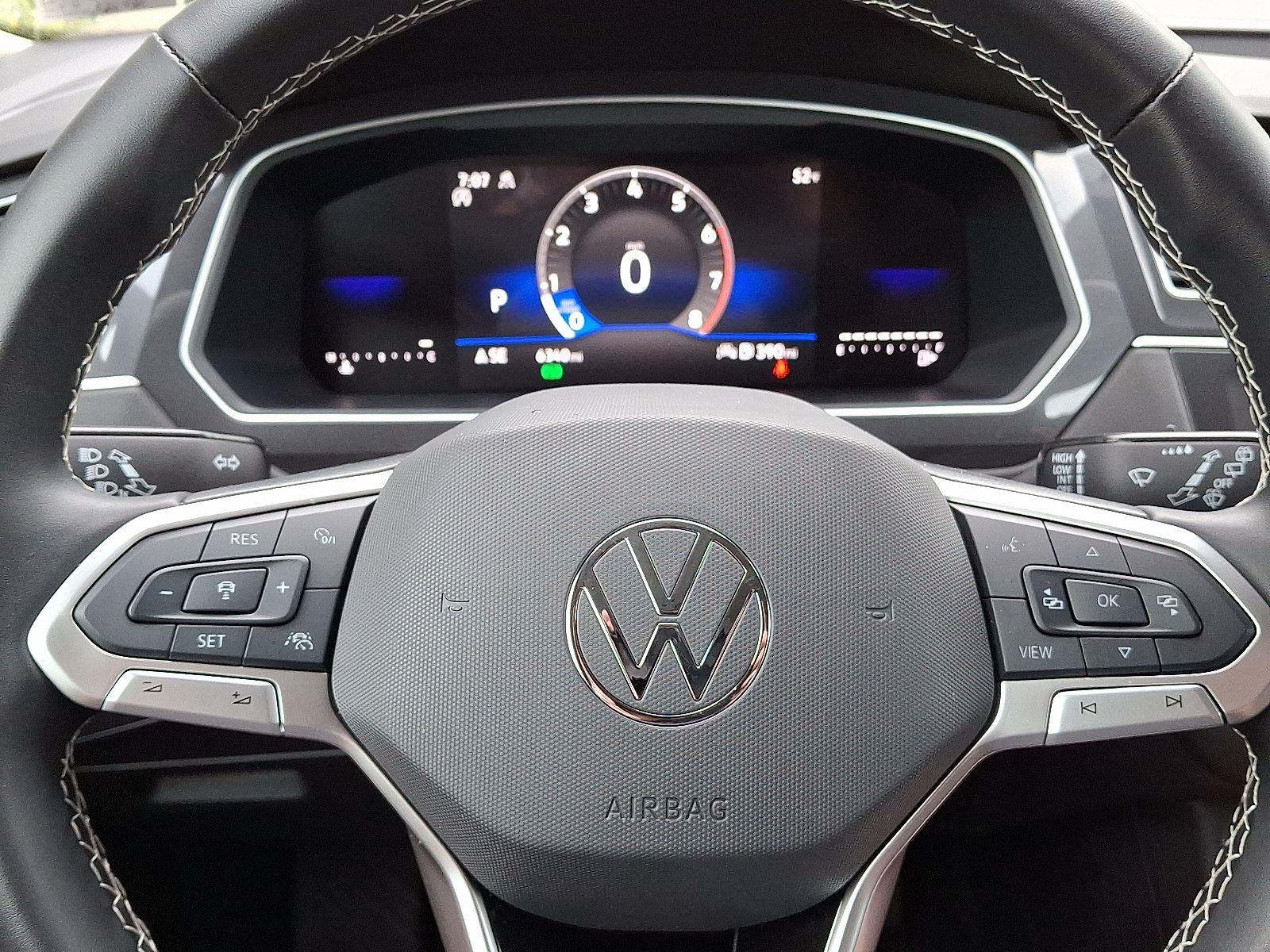 2024 Volkswagen Tiguan SE Wolfsburg Edition photo 17