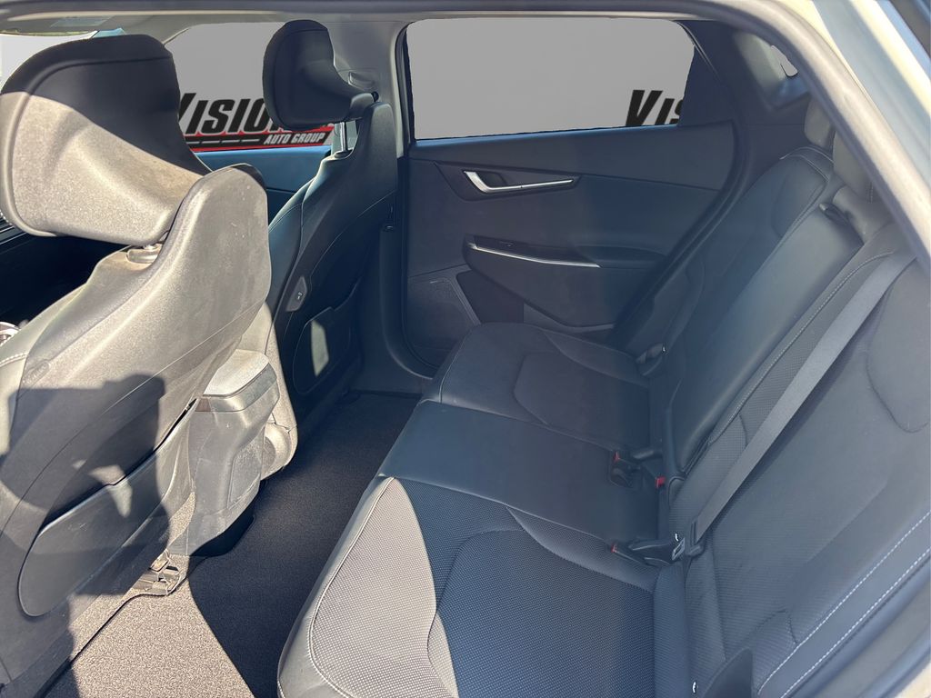 2022 Kia EV6 Wind photo 8