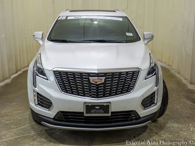 2025 Cadillac XT5 Premium Luxury photo 3