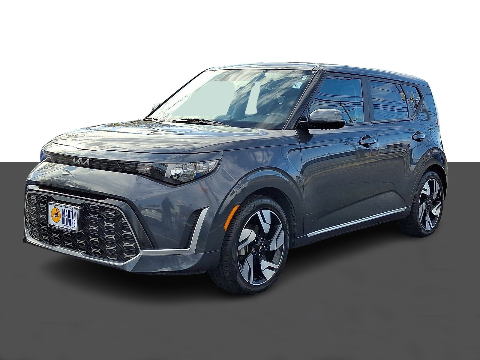 2023 Kia Soul GT-Line photo 2