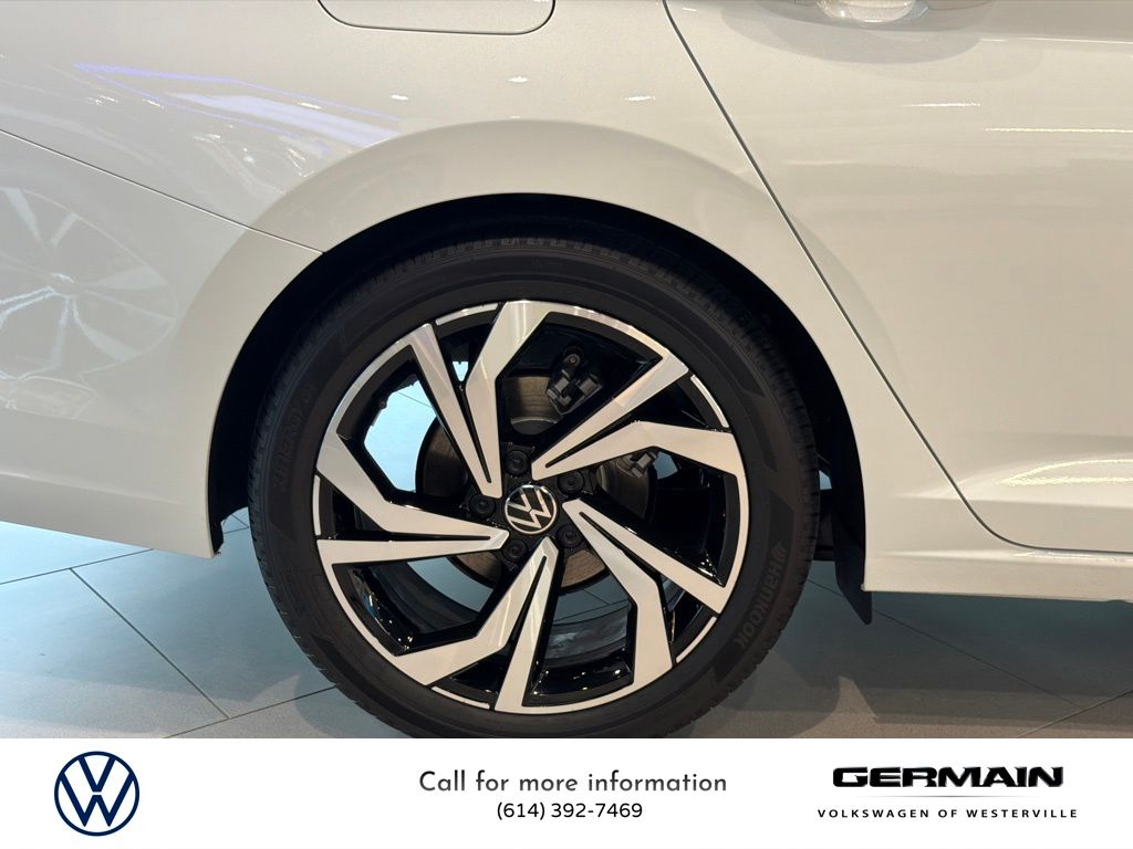 2025 Volkswagen Jetta 1.5T SEL photo 8