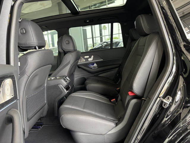 2026 Mercedes Benz GLS 580 4MATIC photo 20