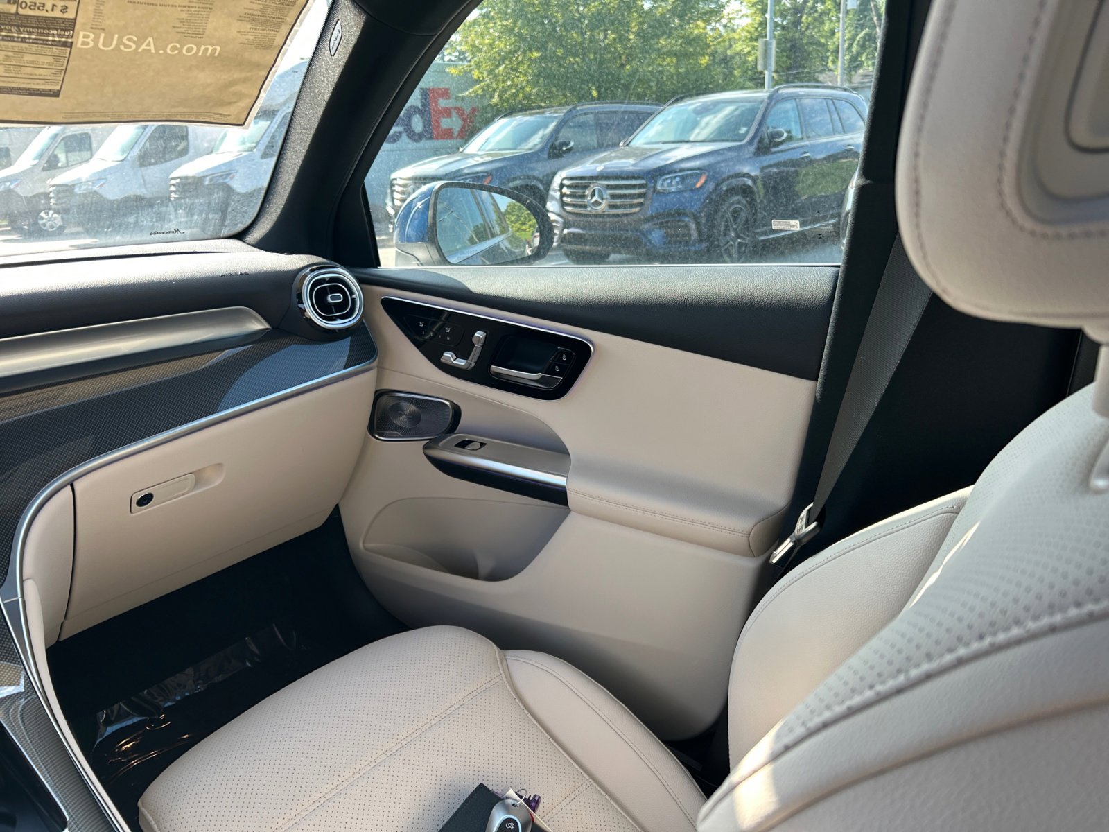 2025 Mercedes Benz GLC 350e 4MATIC photo 31