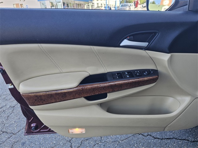 2012 Honda Accord EX-L photo 22