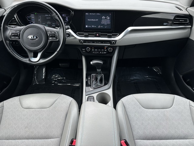 2020 Kia Niro Plug-In Hybrid EX photo 3