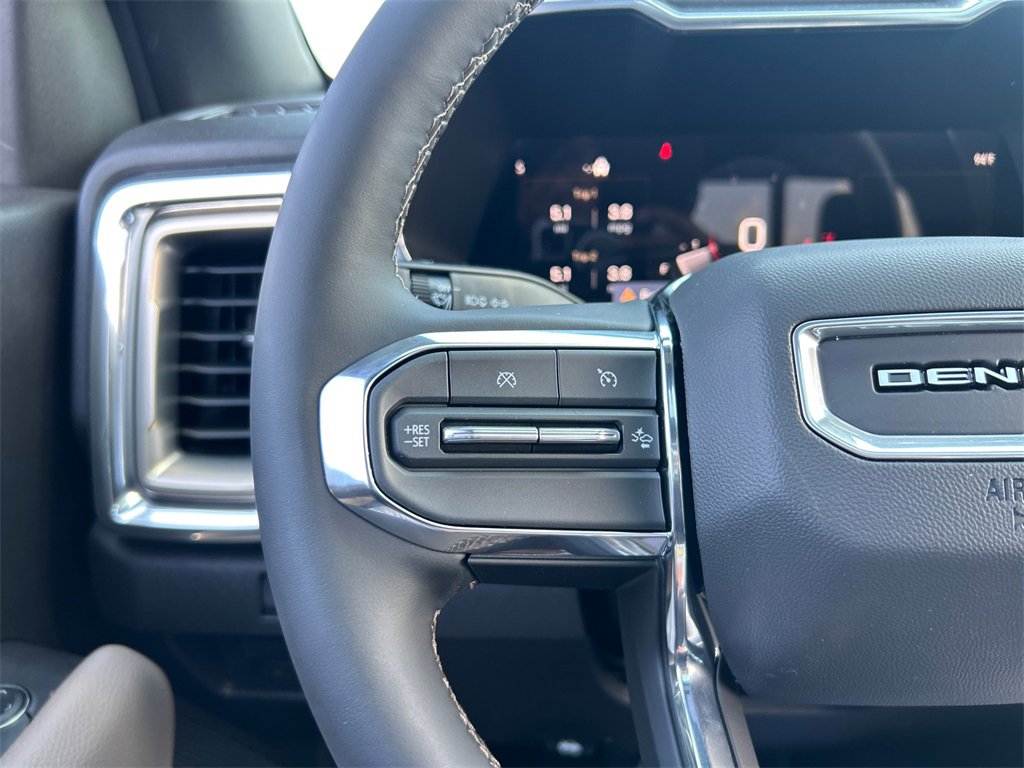 2026 Gmc Canyon Denali photo 19