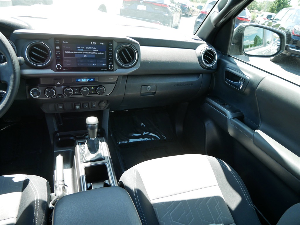 2023 Toyota Tacoma TRD Off-Road photo 12