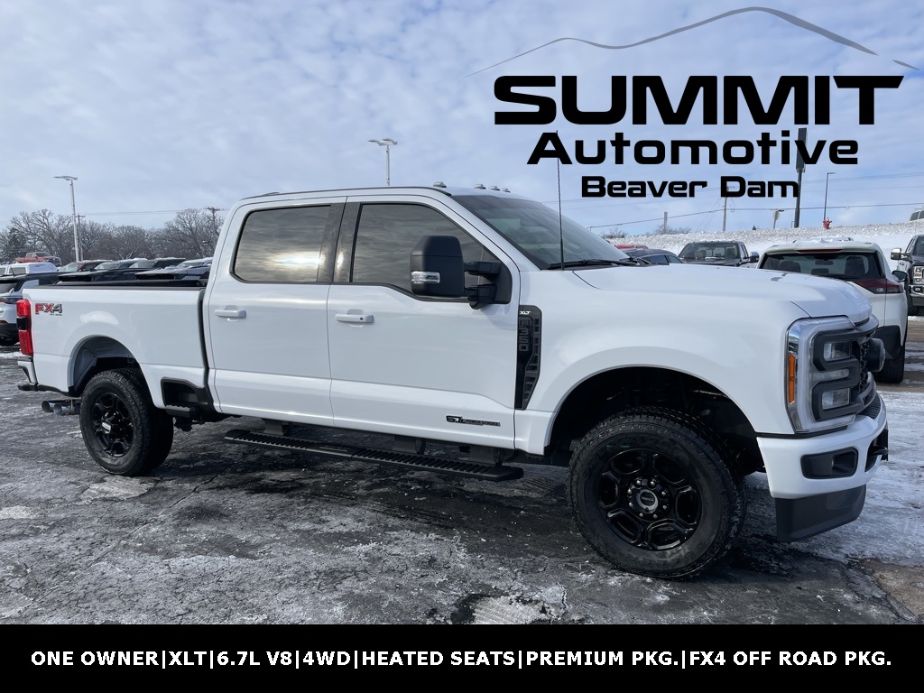 2023 Ford F-350 Super Duty XLT's photo