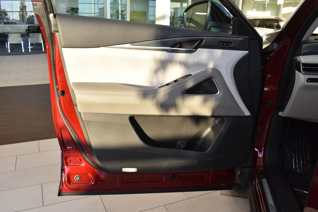 2026 Infiniti QX60 Luxe AWD photo 9