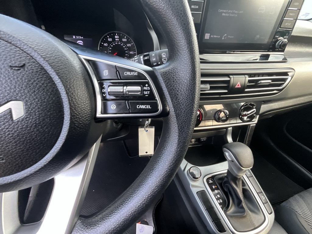 2023 Kia Seltos LX photo 15