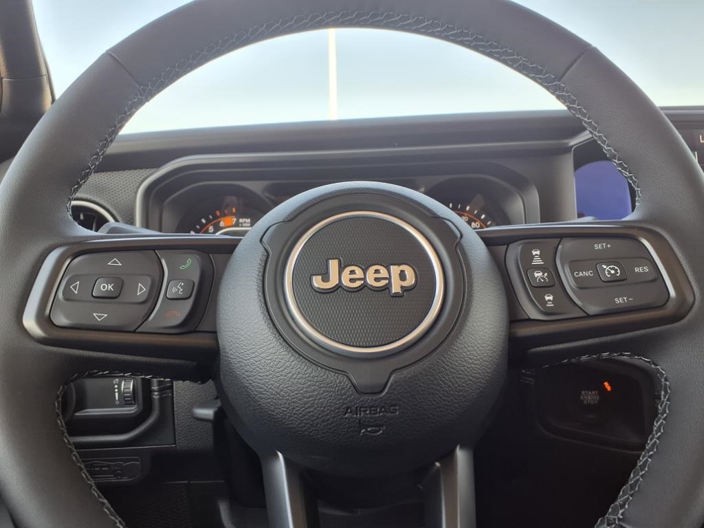 2025 Jeep Wrangler Rubicon photo 22