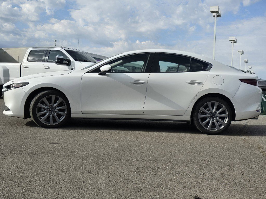 2023 Mazda Mazda3 2.5 Select photo 12