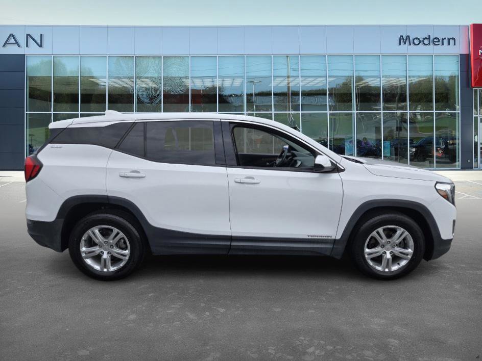 2020 Gmc Terrain SLE photo 4