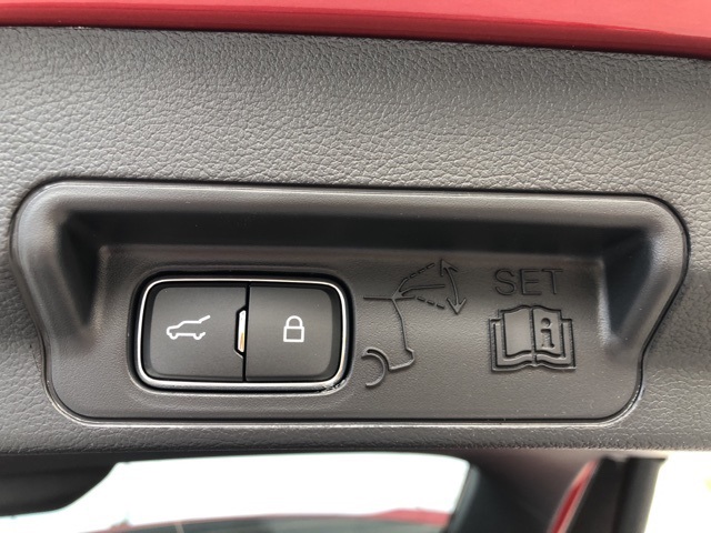 2025 Ford Explorer ST photo 24