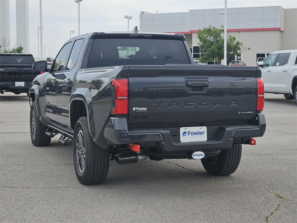 2025 Toyota Tacoma TRD Sport photo 3