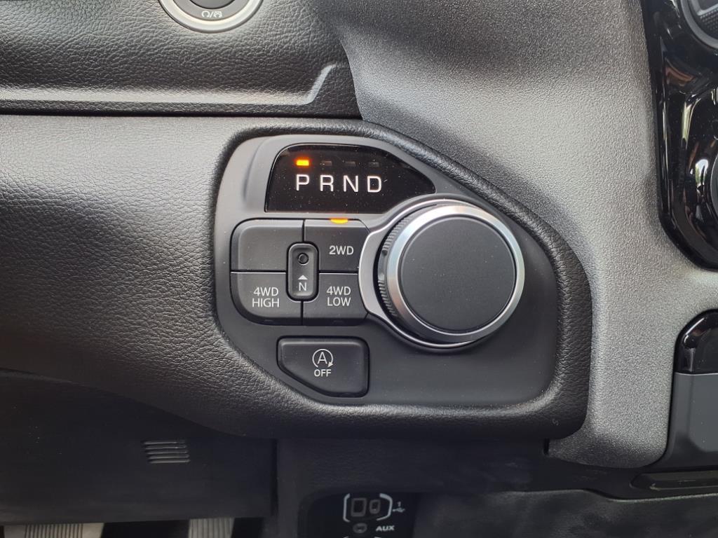 2025 Ram 1500 Tradesman photo 10