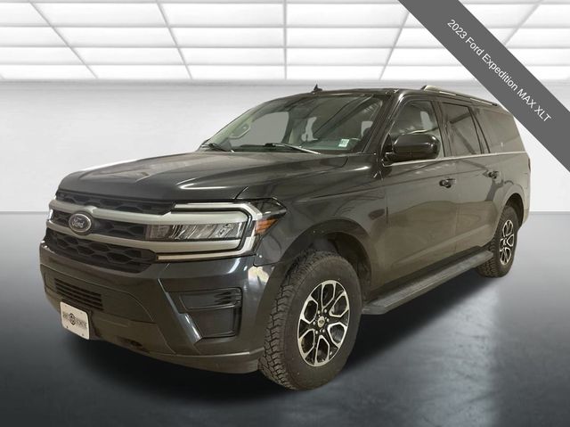 2023 Ford Expedition XLT's photo