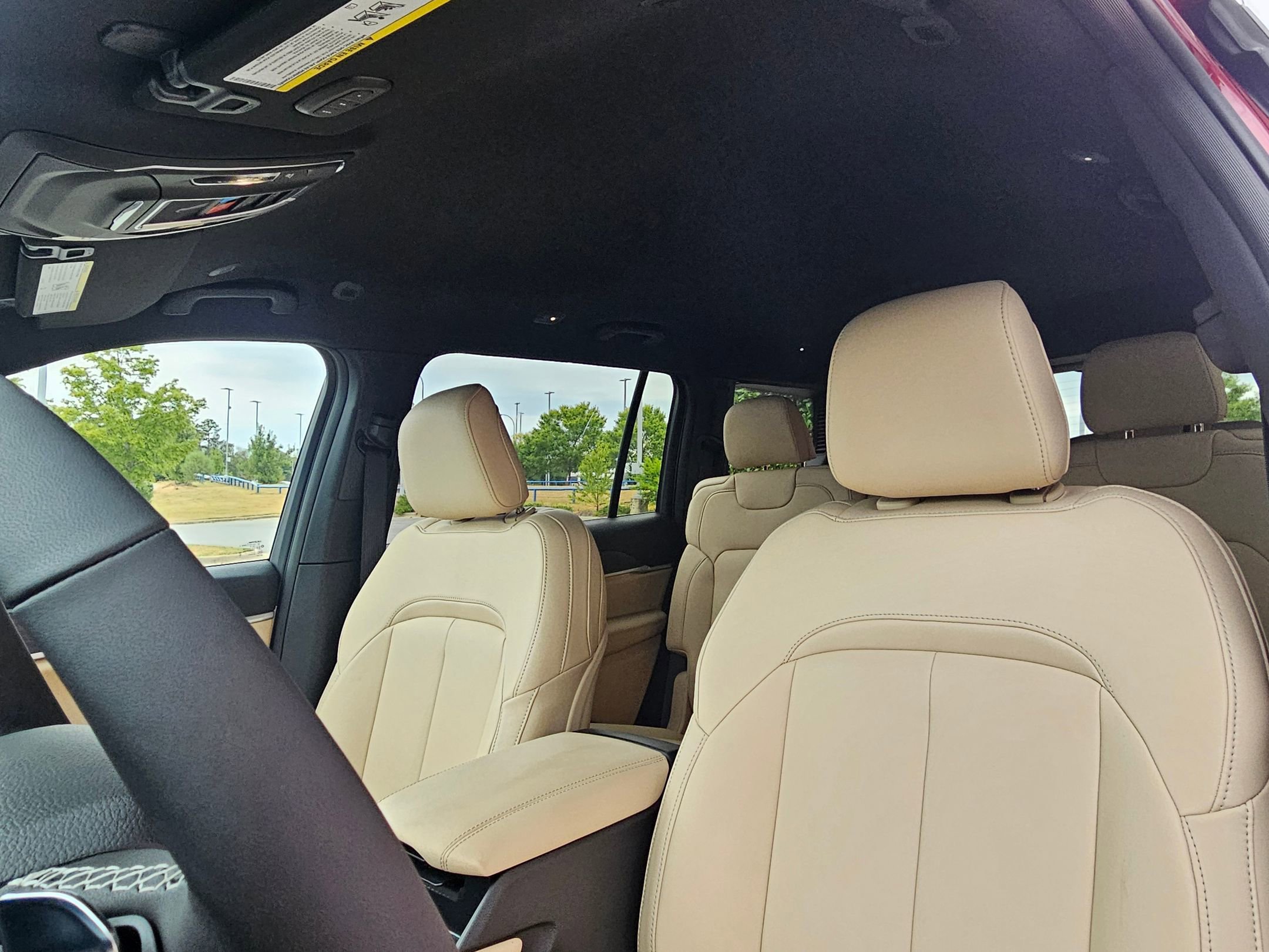 2025 Jeep Grand Cherokee Limited photo 19