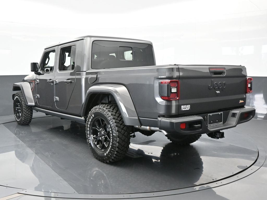 2024 Jeep Gladiator Sport photo 4
