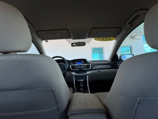 2015 Honda Accord LX photo 24