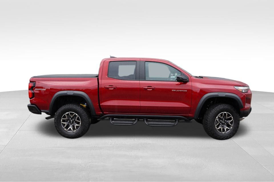 2024 Chevrolet Colorado ZR2 photo 3