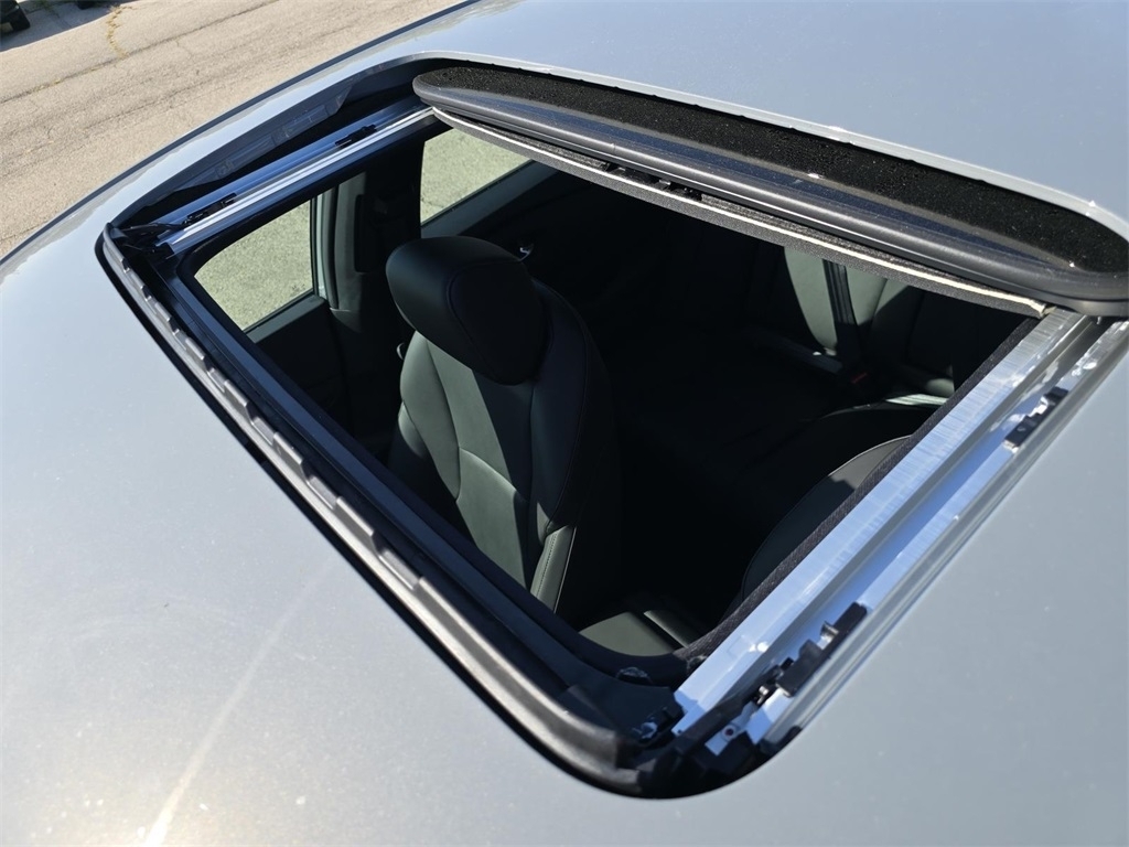 2025 Honda Accord Sport-L photo 3