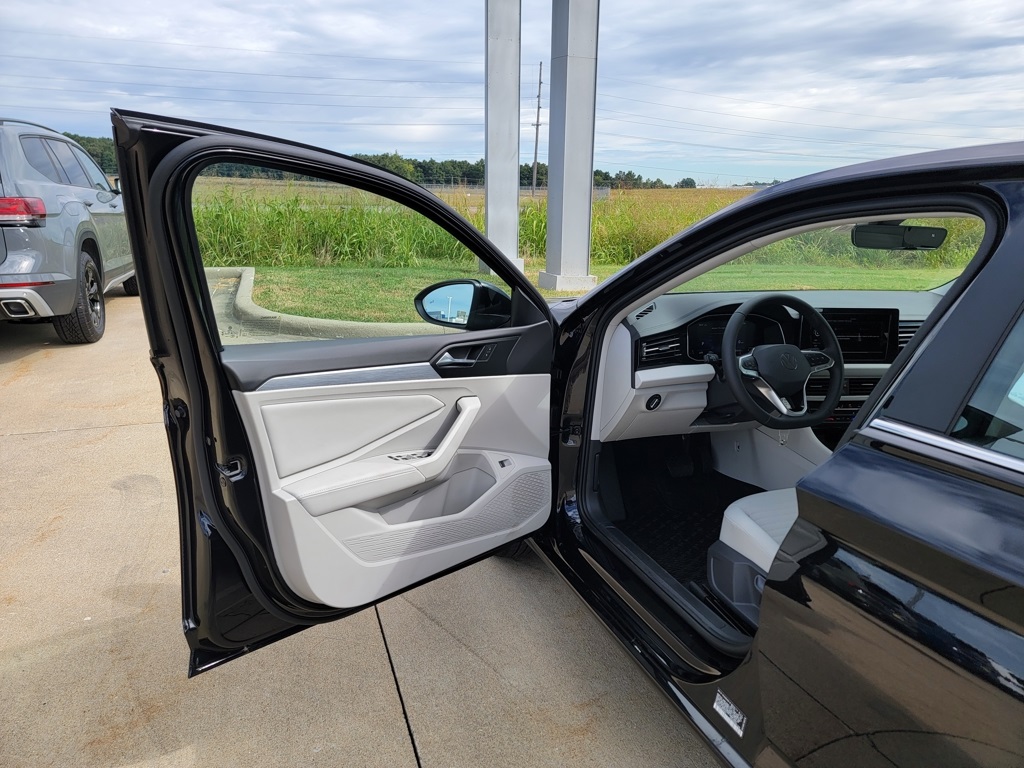 2025 Volkswagen Jetta 1.5T S photo 15