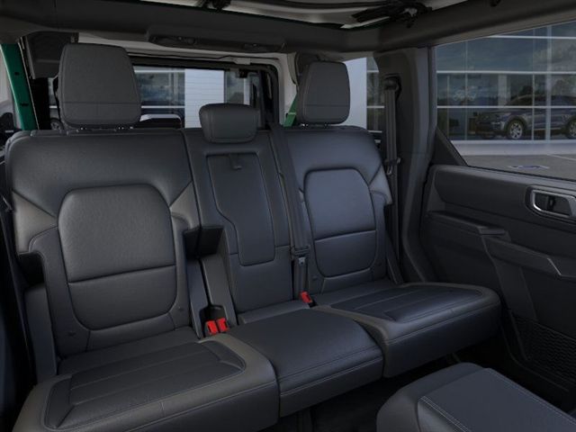 2025 Ford Bronco Outer Banks photo 11