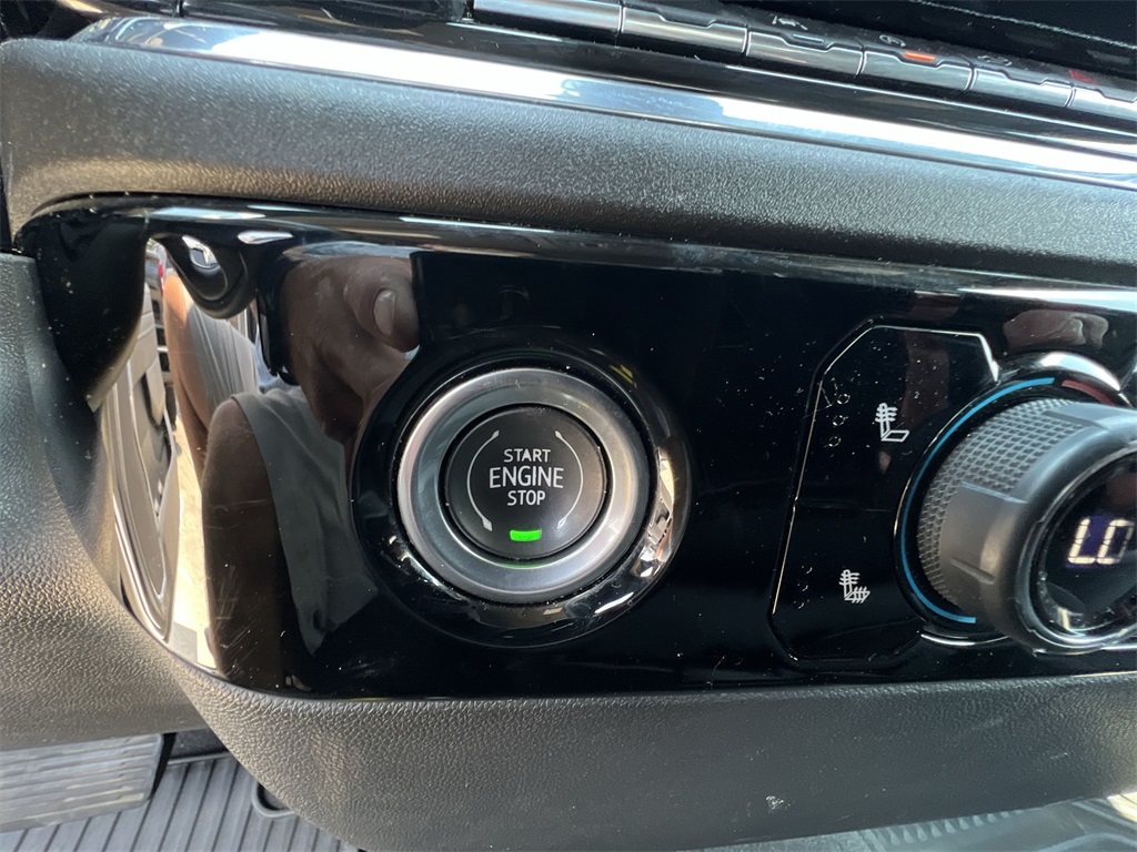 2023 Chevrolet Silverado 1500 LT photo 23