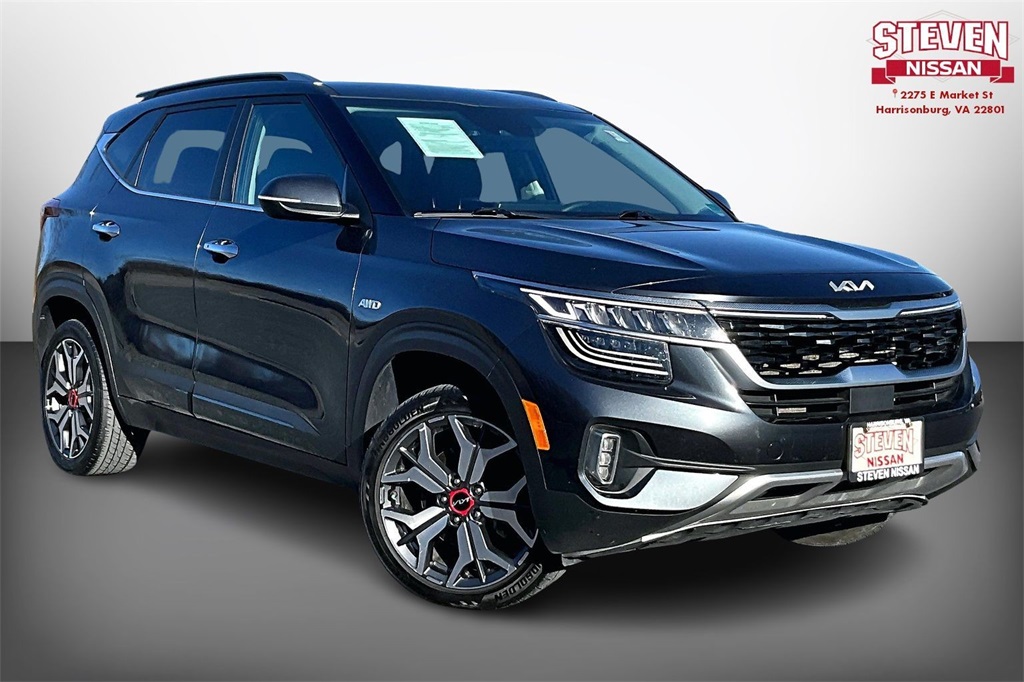 2022 Kia Seltos SX's photo