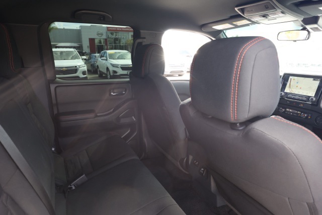 2023 Nissan Frontier PRO-4X photo 13