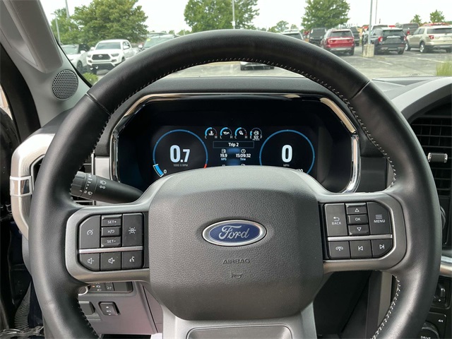 2022 Ford F-150 Lariat photo 16