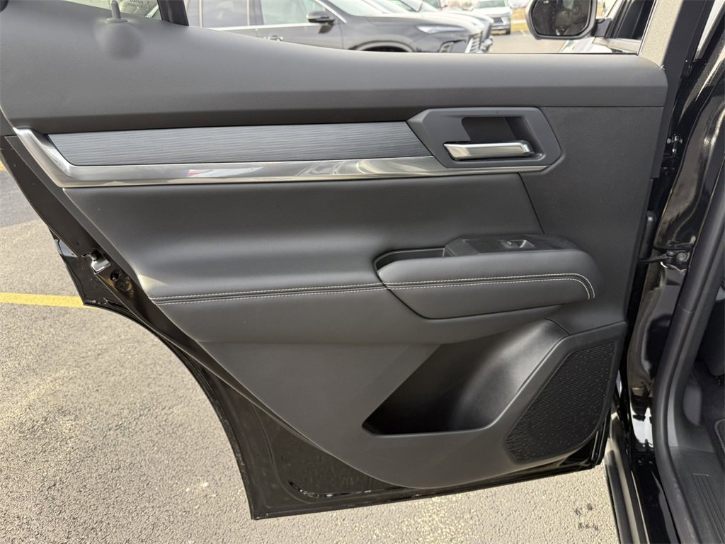 2026 GMC TERRAIN - Image 31