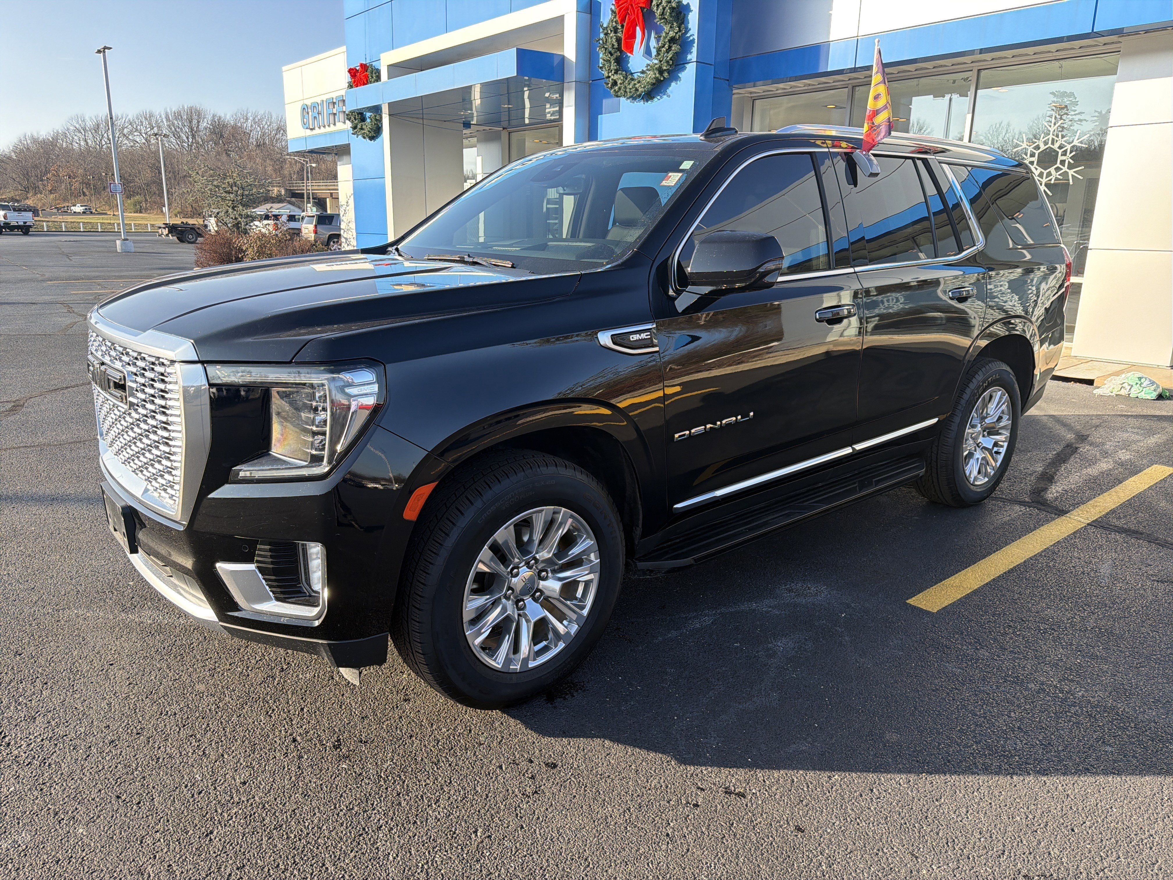 2024 GMC Yukon Denali's photo