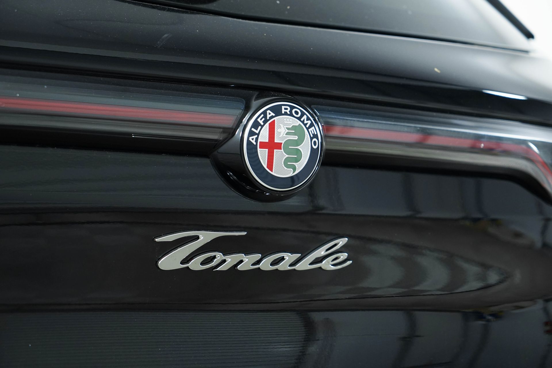 2024 Alfa Romeo Tonale Ti photo 13