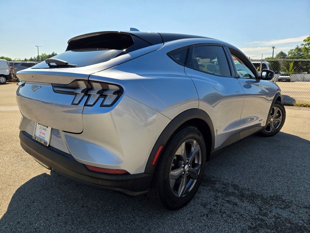 2022 Ford Mustang Mach-E Select photo 8
