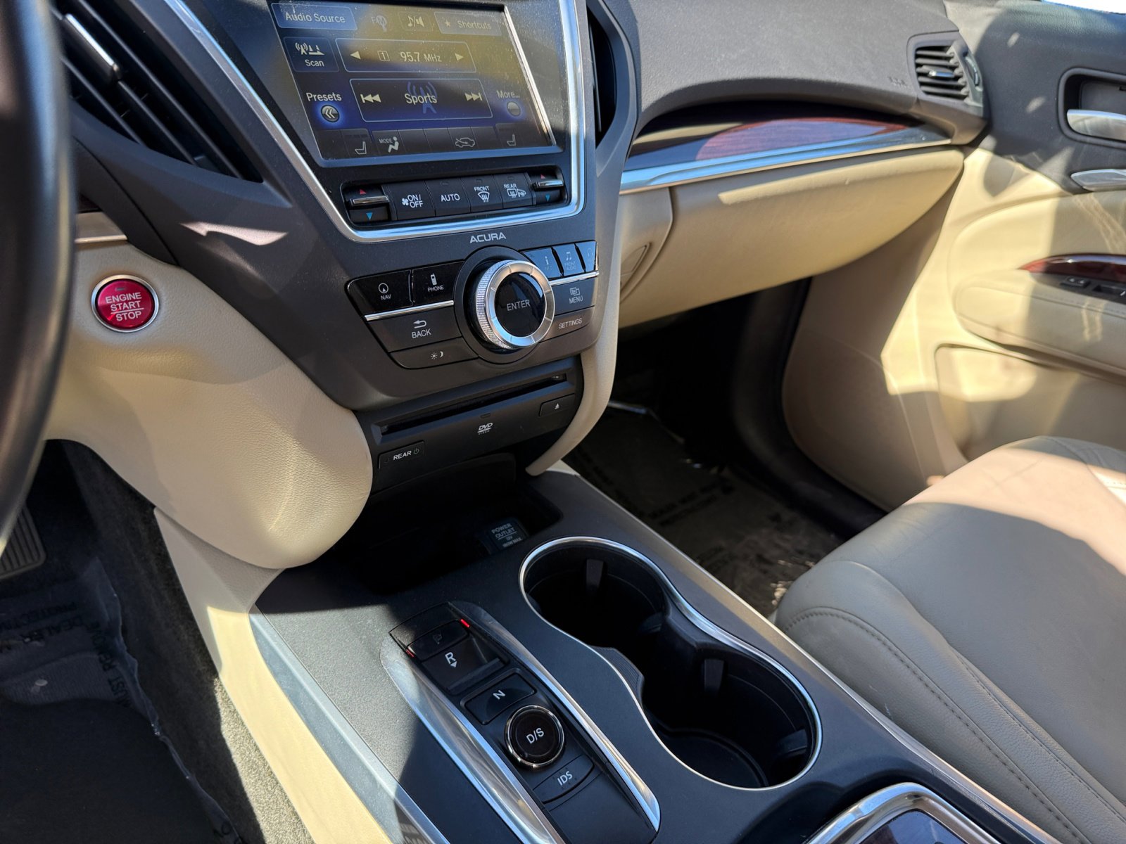 2016 Acura MDX SH-AWD Technology photo 12
