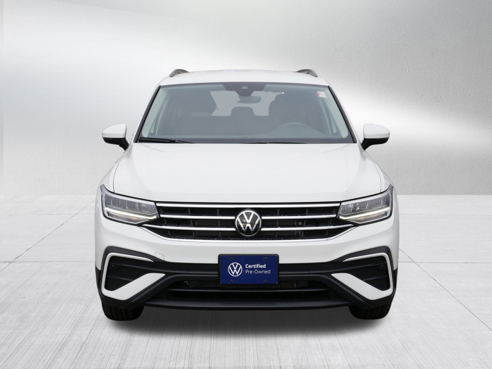 2024 Volkswagen Tiguan S photo 2