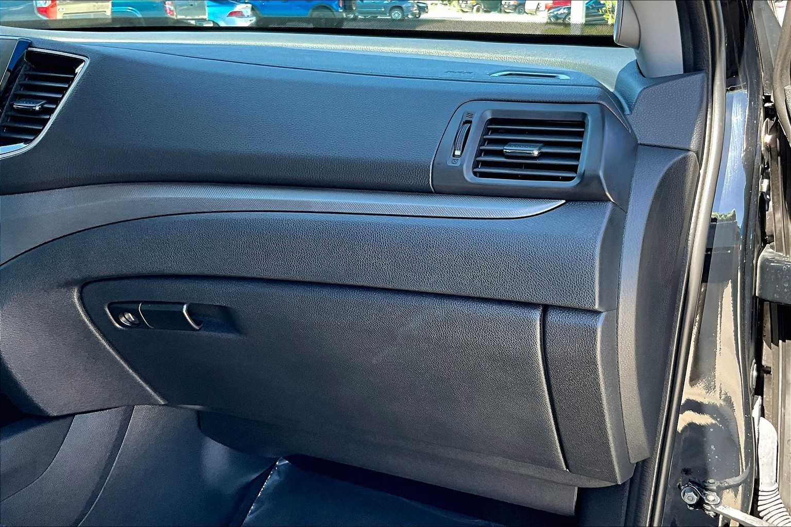 2023 Honda Ridgeline RTL photo 16