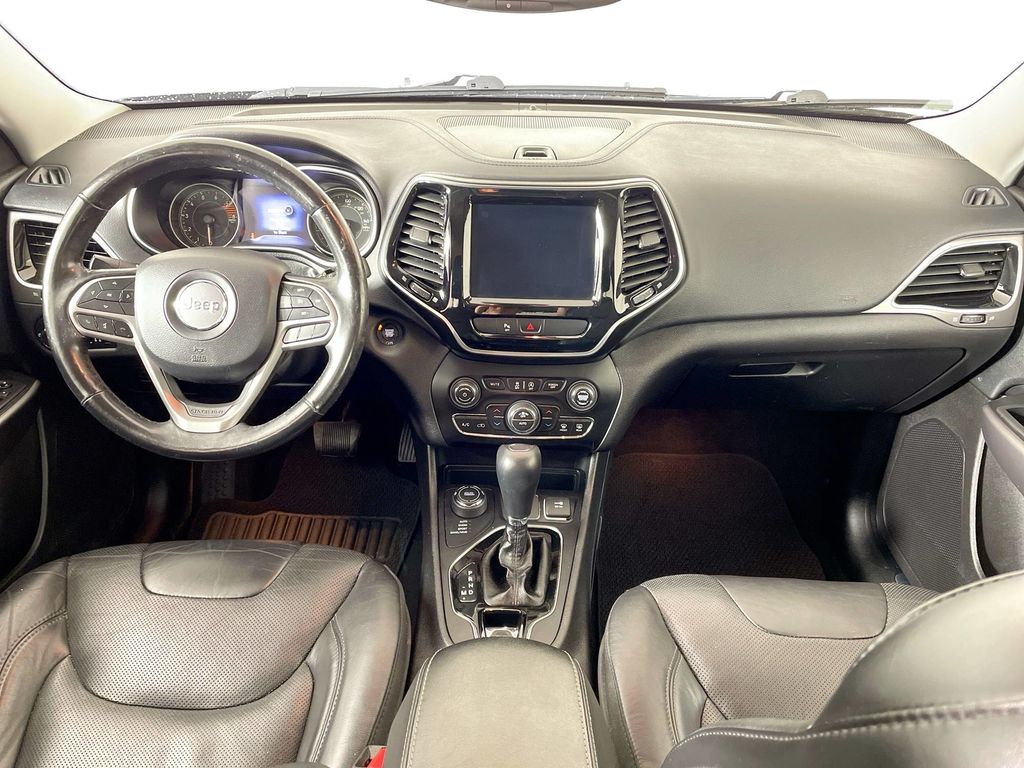 2020 Jeep Cherokee Limited photo 21