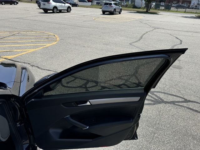 2021 Volkswagen Passat 2.0T SE photo 11