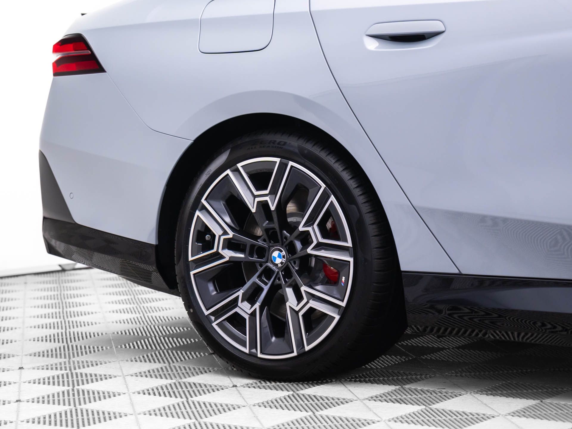2025 Bmw i5 M60 photo 37
