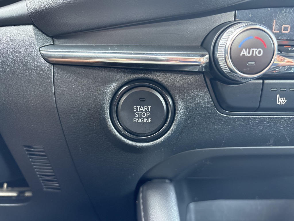 2024 Mazda Mazda3 2.5 s Preferred photo 12