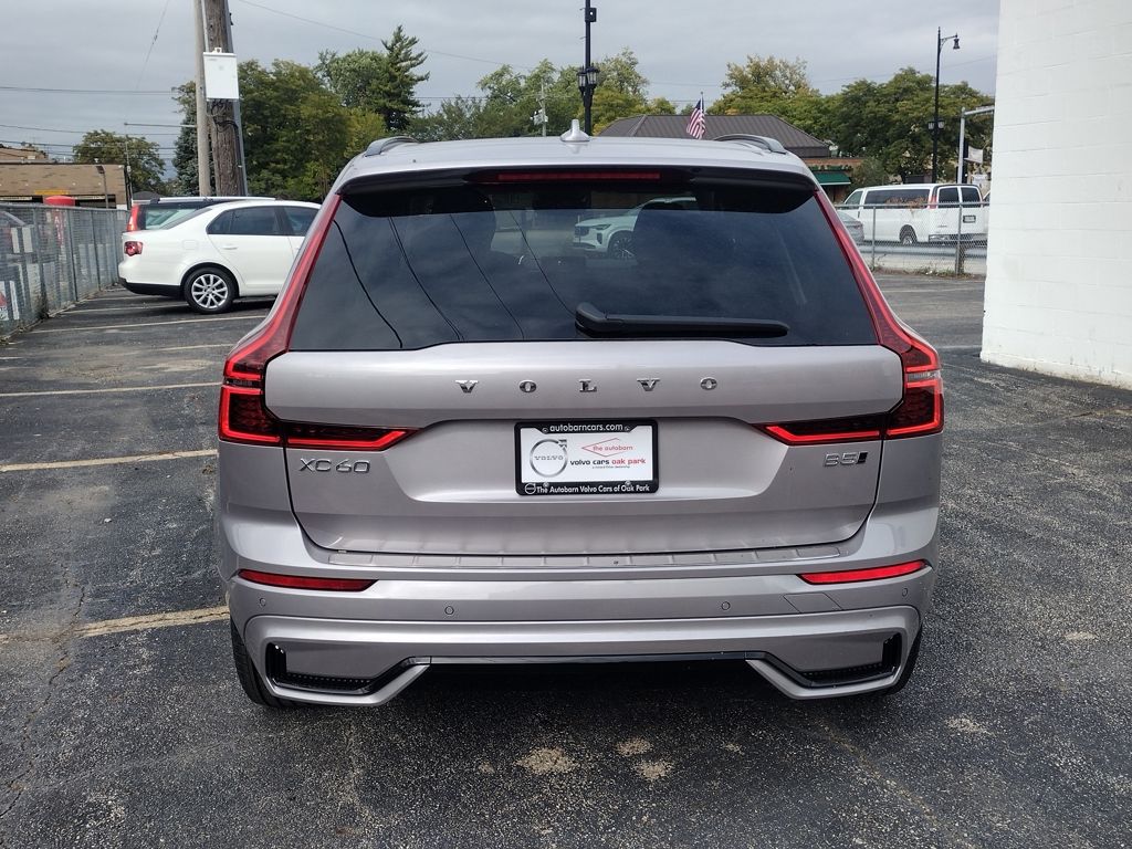 2026 VOLVO XC60 - Image 6