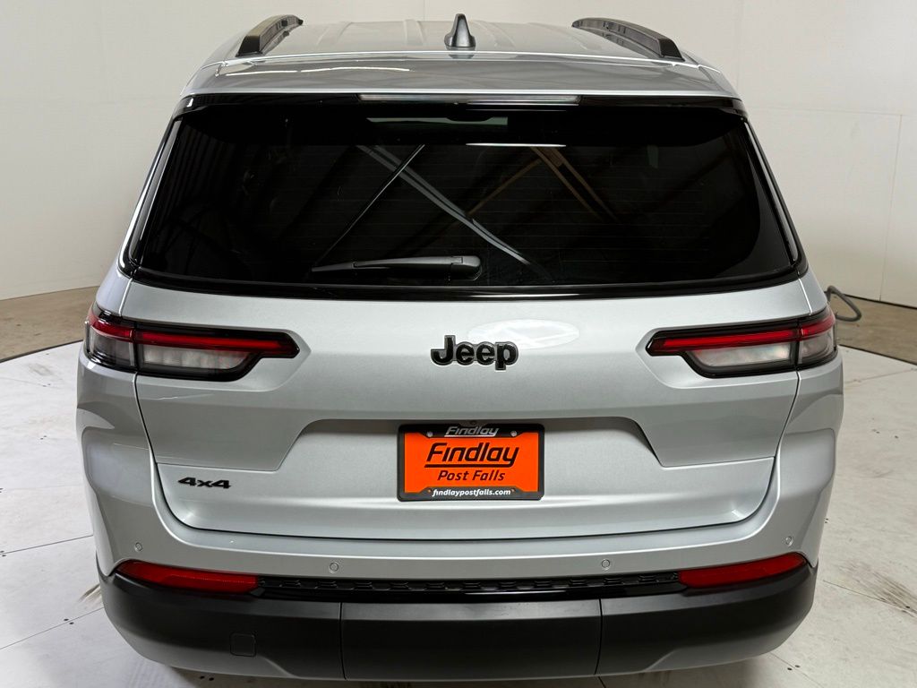 2025 Jeep Grand Cherokee Altitude X photo 2