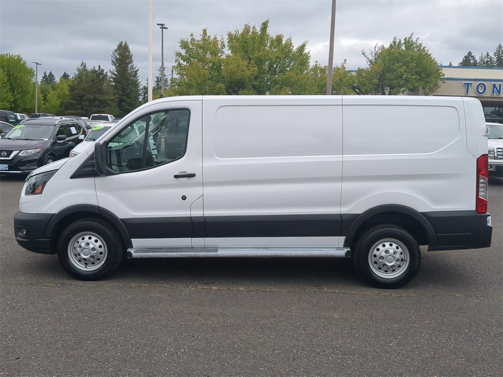 2023 Ford Transit photo 2