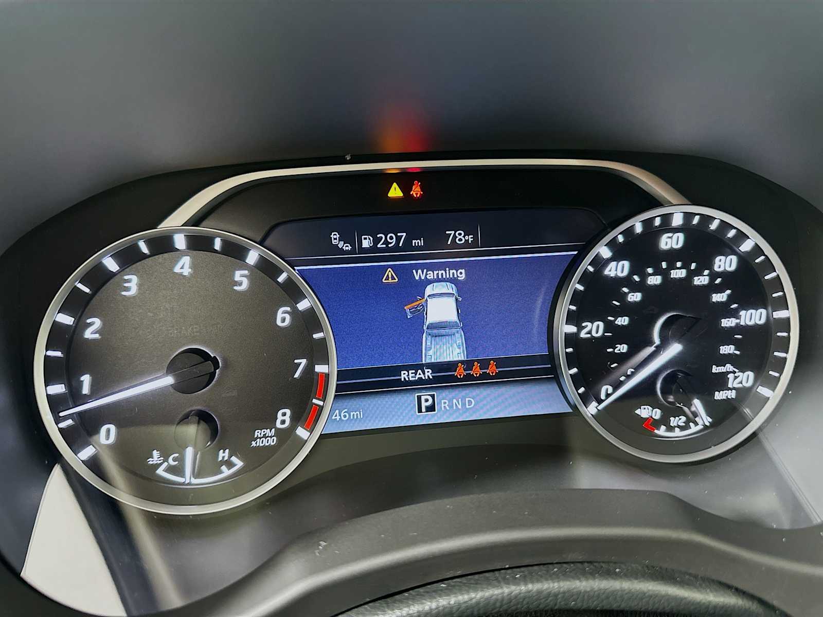 2025 Nissan Frontier SV photo 9