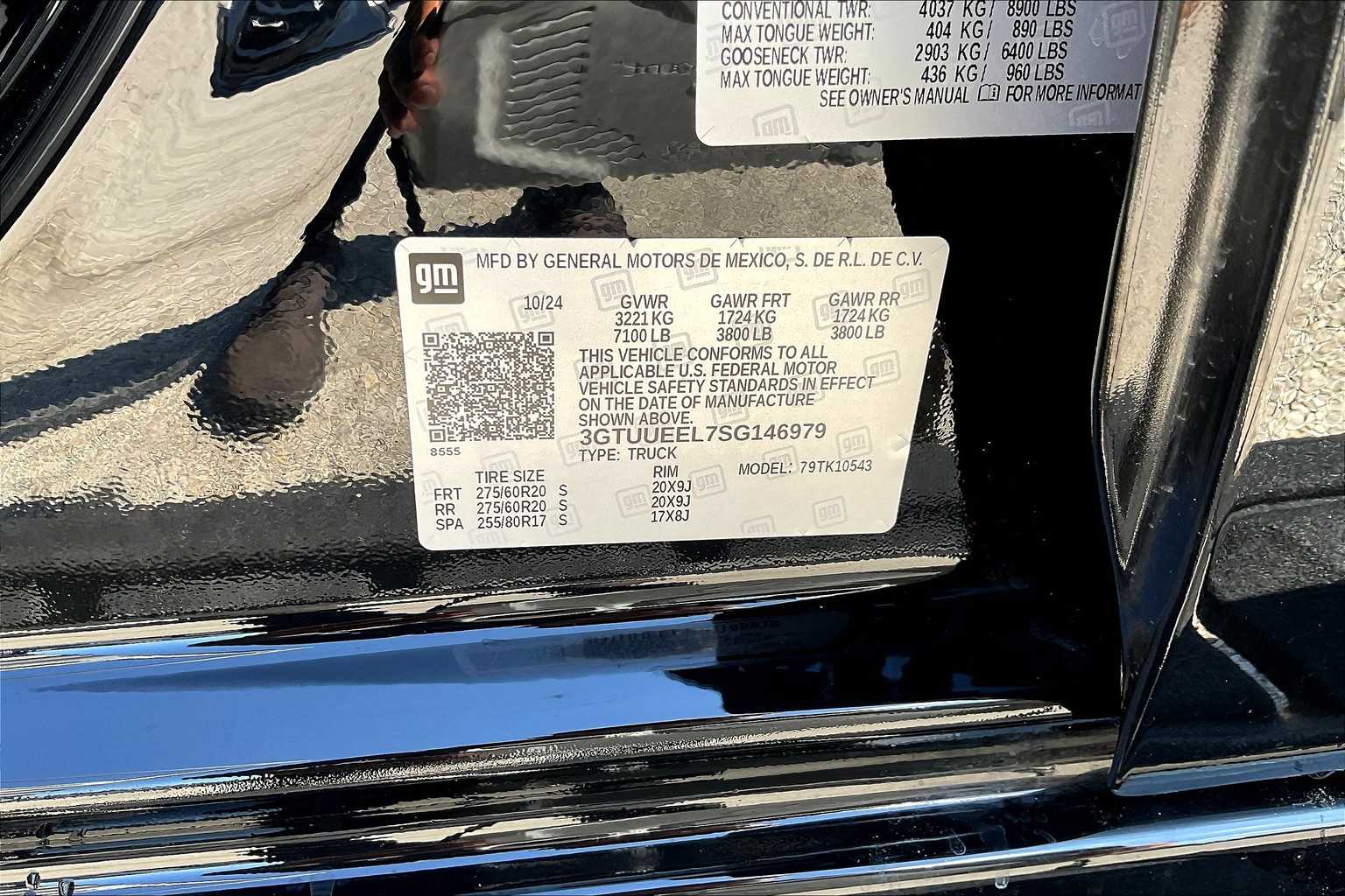 2025 Gmc Sierra AT4 photo 33